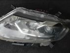 Nissan X-Trail HNT 32 Front headlight