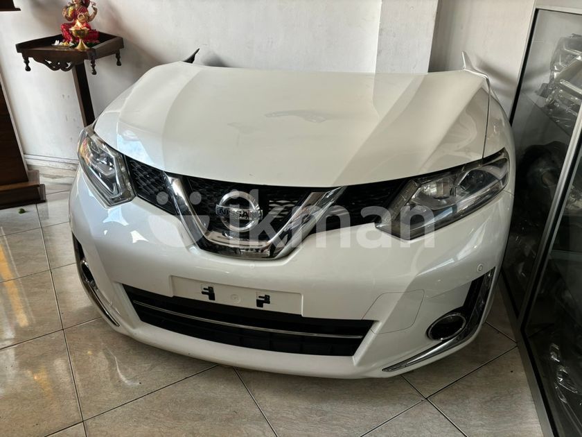 Nissan XTrail HT32 Mode Premier Front Nose Cut for Sale in Nugegoda