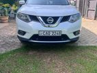Nissan X-Trail Hybrid 2016