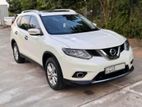 Nissan X Trail Hybrid SUV for Rent