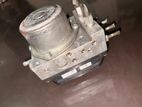Nissan X Trail NT31 ABS Actuator