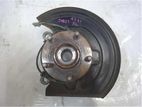 Nissan X Trail NT31 Front Hub With Knuckle Arm