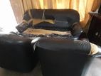 නිවසේ භාවිතා කළ Sofa කට්ටලය විකිණීමට