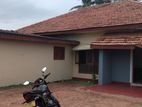 නිවසකට හෝ නේවාසිකාගාරයකට කදිම පර්චස් 23ක විශාල නිවසක් වහාම කුලියට දීමට