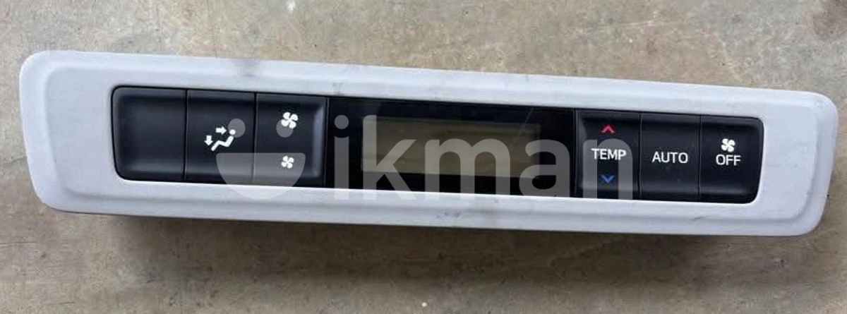 Noah Voxy Esquire AC Control Panel for Sale in Maharagama | ikman