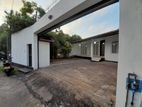 (NR304) Luxury House for Rent in Colombo 05