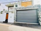 (NSA2602-001) Luxurious House for Sale in Athurugiriya