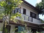 Nugegoda : 4BR (10P) Luxury House for Rent in Mirihana