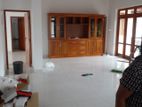 Nugegoda : 5BR House for rent at Pepiliyana