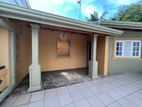 Nugegoda - House for rent
