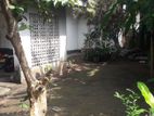 Nugegoda, Jambugasmulla Mawatha Land for Sale with Old House