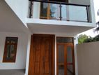 Nugegoda Pangiriwatta Brand New Luxury House for Sale (3 Bd)