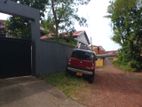 Nugegoda Poorwarama Road House For Rent