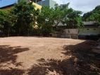 Nugegoda Town : 11 Perches Land for Sale near Junction