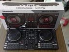 Numark Mixtrack Platinum FX DJ Controller-Japan