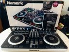 Numark MIXTRACKQUAD DJ Controller-Japan