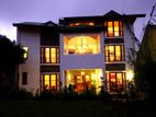 Nuwara Eliya : Gregory Lake View 16 BR Luxury Hotel for Sale