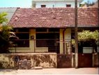 Old House for Sale Land Value in Colombo 12