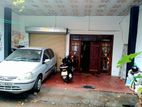 Old House for Sale Land Velue in Colombo 09