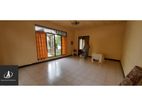 Old Livable Single House Mortuwa Lunawa Close To Galle Road( Dsp 2372 )