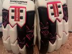 Gray-Nicolls Shockwave Batting Gloves