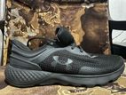 Under armor Men's UA Charged Escape 4 Running Shoes