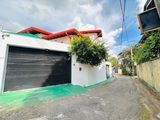 ( Owner ) 03 Story House Sale At 100 M To Maharagama Town Temple Road