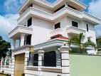 (P259) Three-Storey House for Rent in Piliyandala