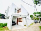 (P508)Two-Story House for Rent in Gangodawila , Nugegoda