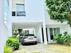 (P583 ) Luxury 2-Story House for Sale in Piliyandala