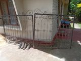 Pair of Gates