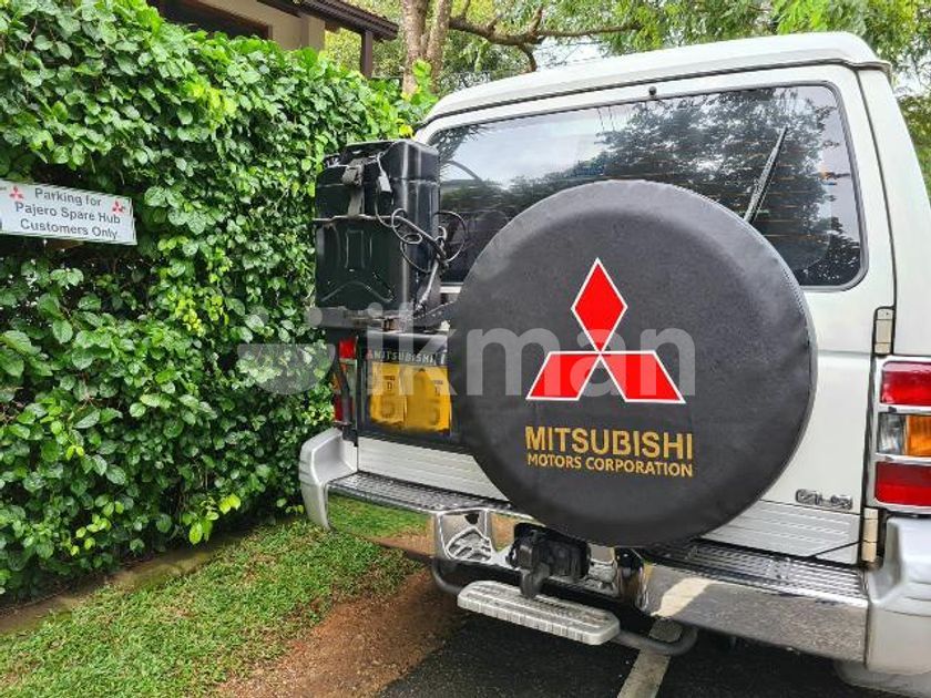 Pajero Spare Wheel Cover for Sale in Battaramulla ikman