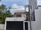 Panadura : New 4BR (10P) Modern Luxury House for Sale at Kiriberiya