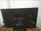 Panasonic 37" FHD LCD TV