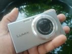 Panasonic DMC FH10 (Lumix) Digital Camara