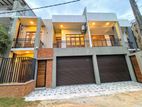 Pannipitya, Fully Furnished,Air Con, House with Rooftop For Rent(MG1361)