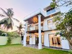 Papiliyana Luxury 5BR Home
