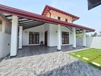 පදින්ච් නොවුණු අලුත්ම අංගසම්පූර්ණ නිවස විකිණීමට කටුවපිටිය මීගමුව