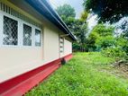 Peaceful Family Residence Surrounded by Greenery in Kelaniya