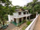 Peaceful Villa For Sale In Peradeniya (TPS2253)