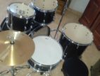 Pearl Drum Set