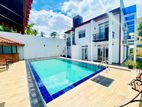 Pelawatta Prestige -Luxury 2-Storey House with Pool - Battaramulla