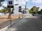 Pelawatte Highly Residential Land for Sale Quiet Neighborhood Lake Road