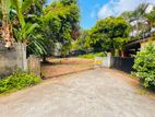 Perfect Residential land for sale in Kadawatha with gated community