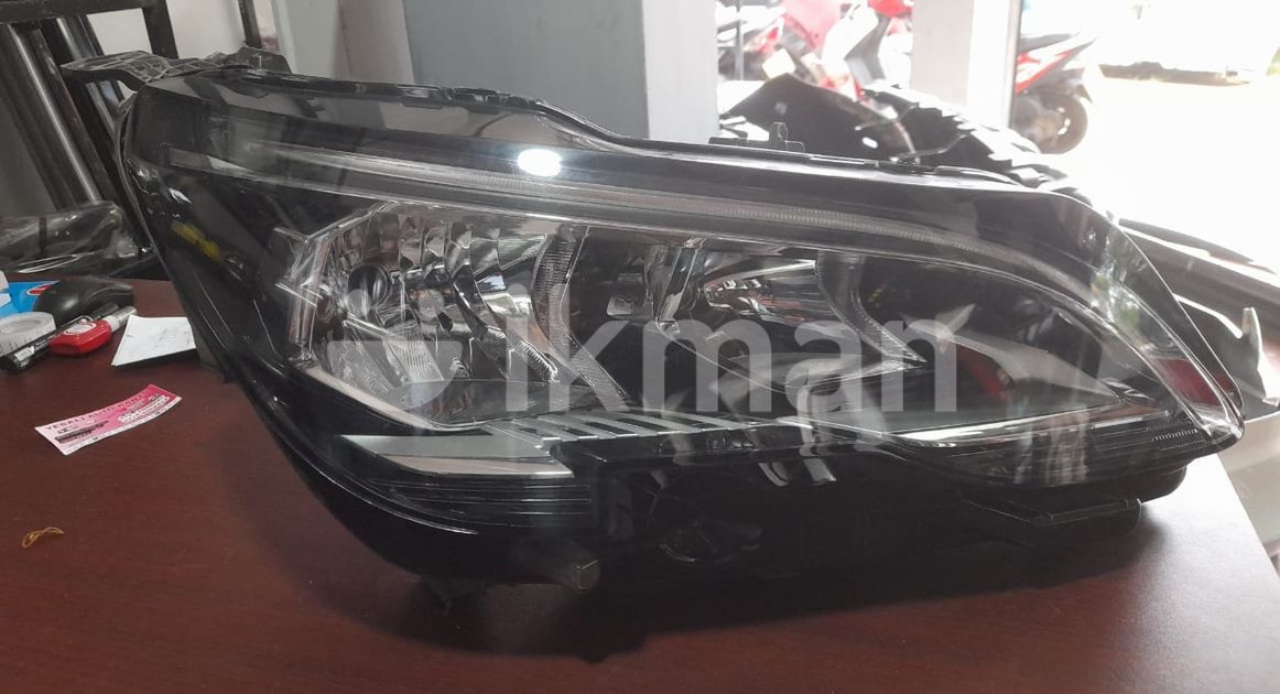 peugeot 3008 headlights in Veyangoda | ikman