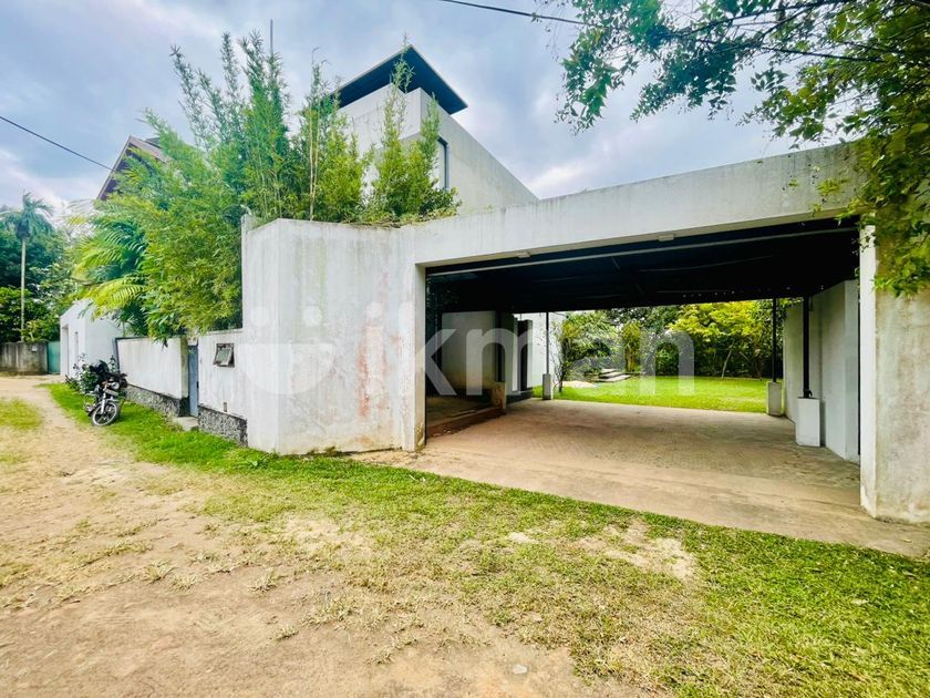 (PH737) Modern Two Storey House for Sale in Boralesgamuwa | ikman