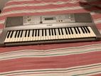 Yamaha PSR E303