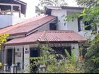 Piliyandala 3 Storey House for Sale ( RHS - 687)