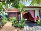 Piliyandala : 3BR (12P) Luxury House for Sale in Gangarama Road