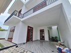 piliyandala famaliy house for sale